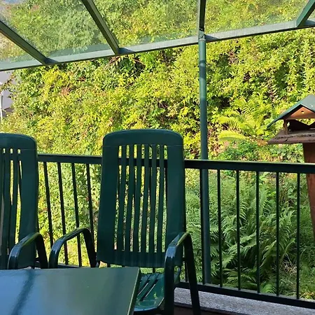 アパート Richterhoehe